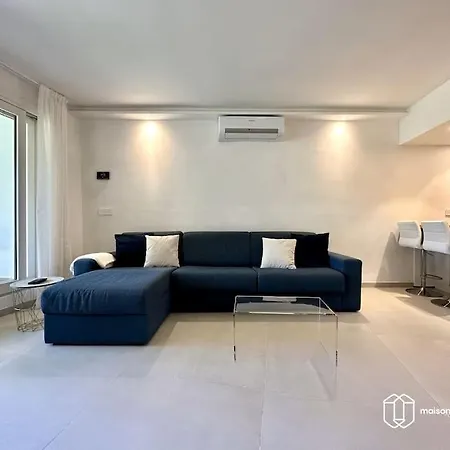 Marina Luxe